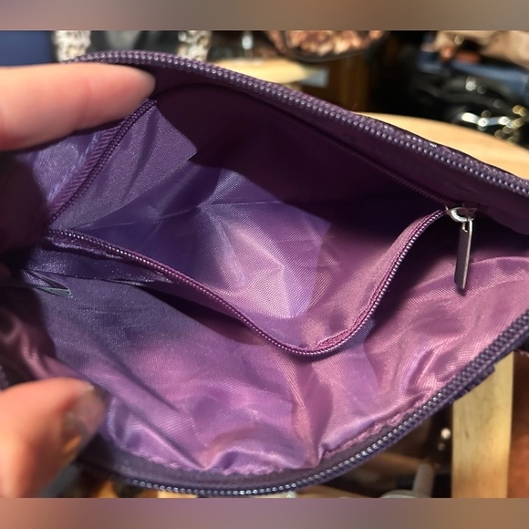 Deep Purple Vegan Patent Leather Clutch Wristlet Bag NWOT!​​​ - Picture 6 of 6